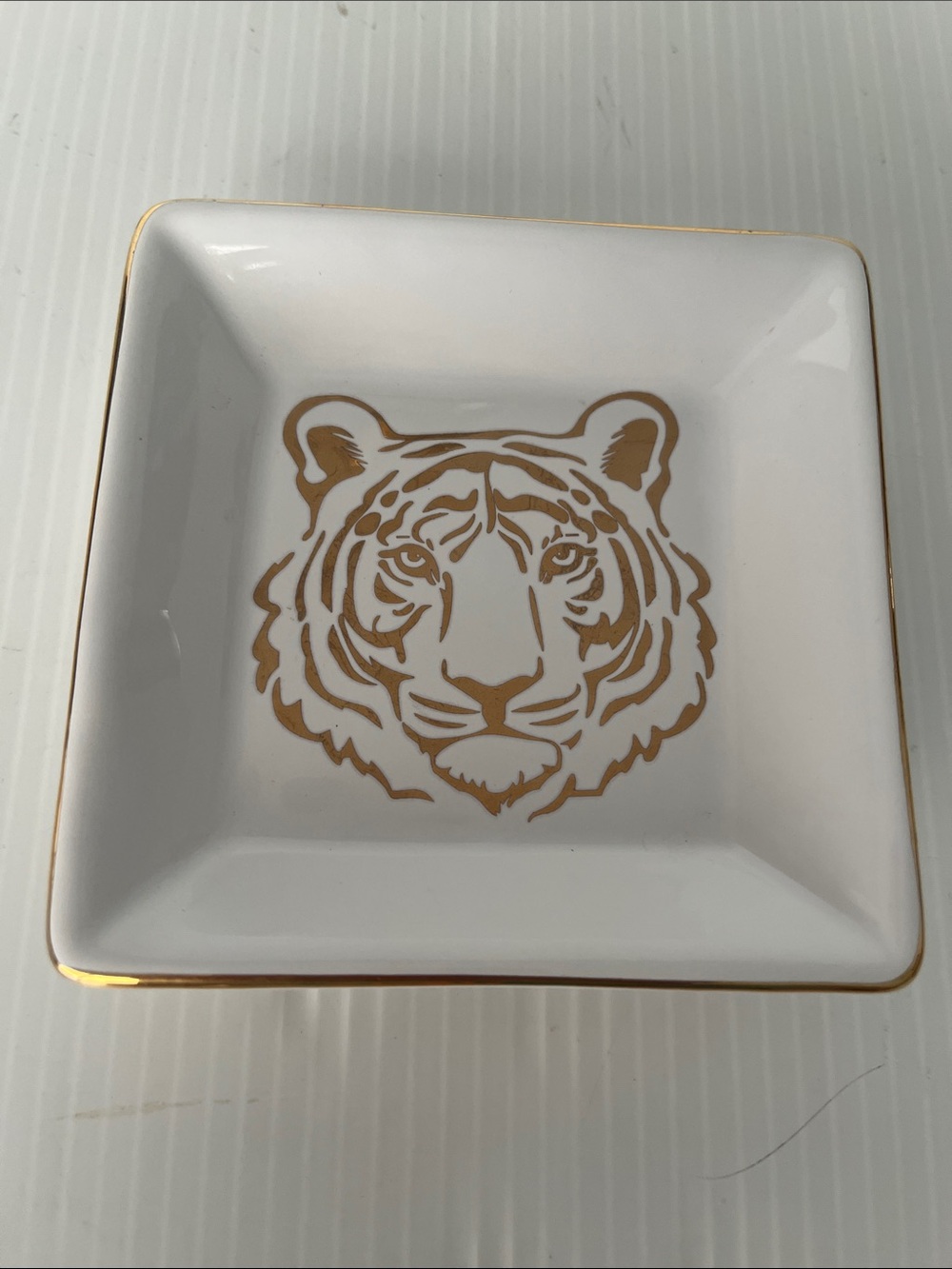The Royal Standard Tiger Trinket Dish 4”